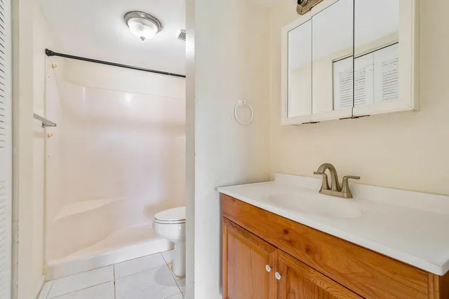 $2,000 | 6736 Palmetto Circle South, Unit 105, Boca Raton, FL 33433