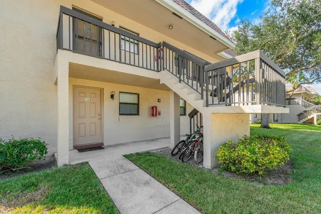 $2,000 | 6736 Palmetto Circle South, Unit 105, Boca Raton, FL 33433