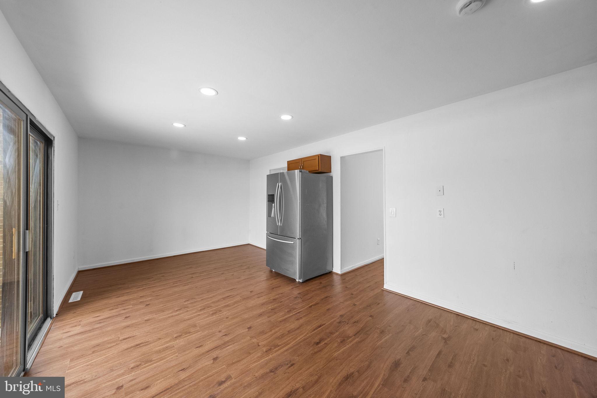 456 Fairfield Road East Windsor, NJ 08520 - Photo 13 of 18