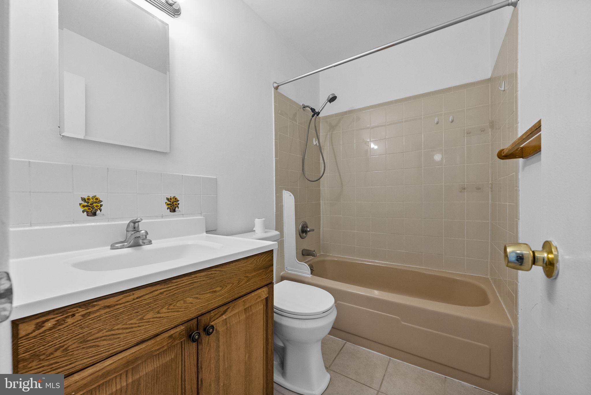 456 Fairfield Road East Windsor, NJ 08520 - Photo 8 of 18