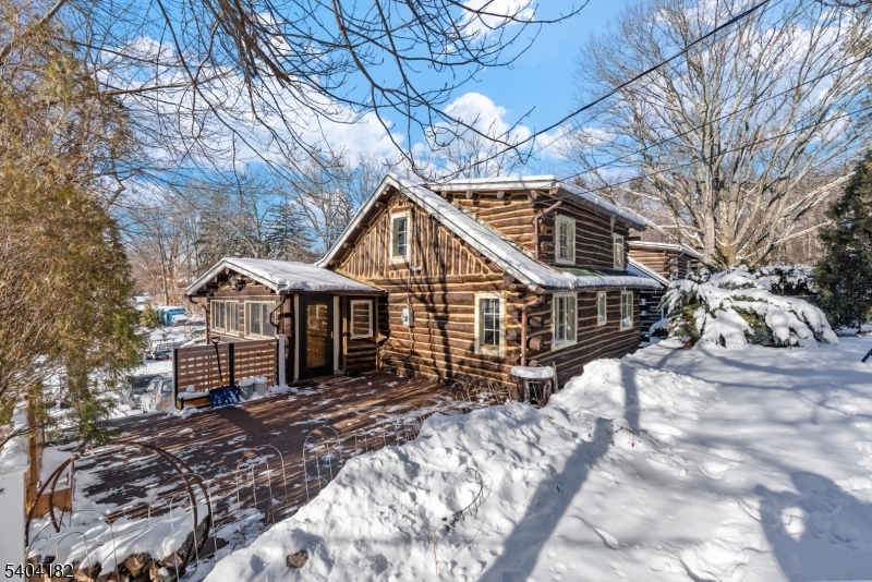 7 MacDonald Road West Milford, NJ 07421 - Photo 2 of 22