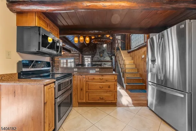 $2,950 | 7 MacDonald Road, West Milford, NJ 07421