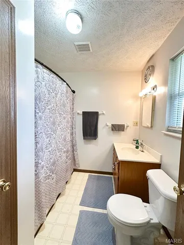 $249,900 | 1100 South Gertrude Street, Salem, MO 65560