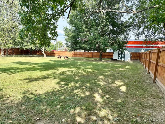 $249,900 | 1100 South Gertrude Street, Salem, MO 65560