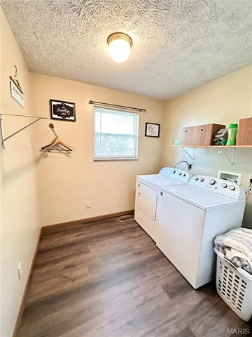 $249,900 | 1100 South Gertrude Street, Salem, MO 65560