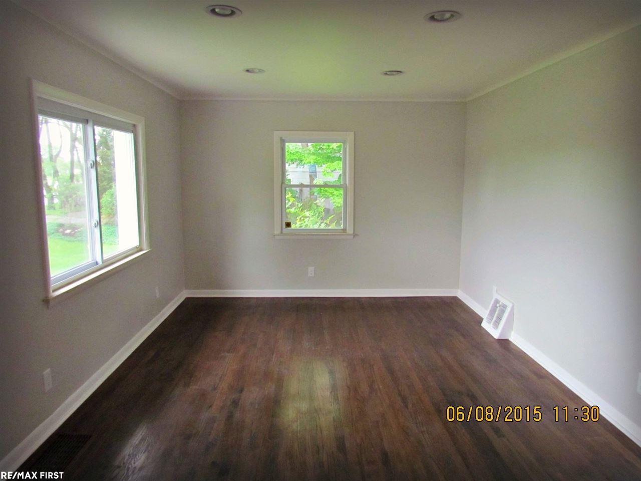 600 East Auburn Road Rochester Hills, MI 48307 - Photo 3 of 13