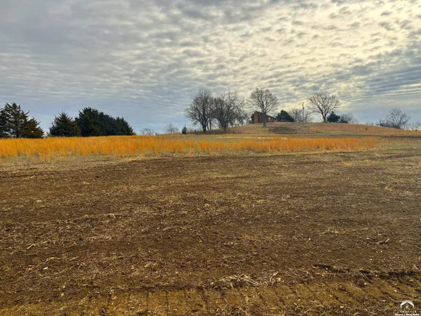$90,000 | 1150 Southeast Stanley Road, Tecumseh, KS 66542