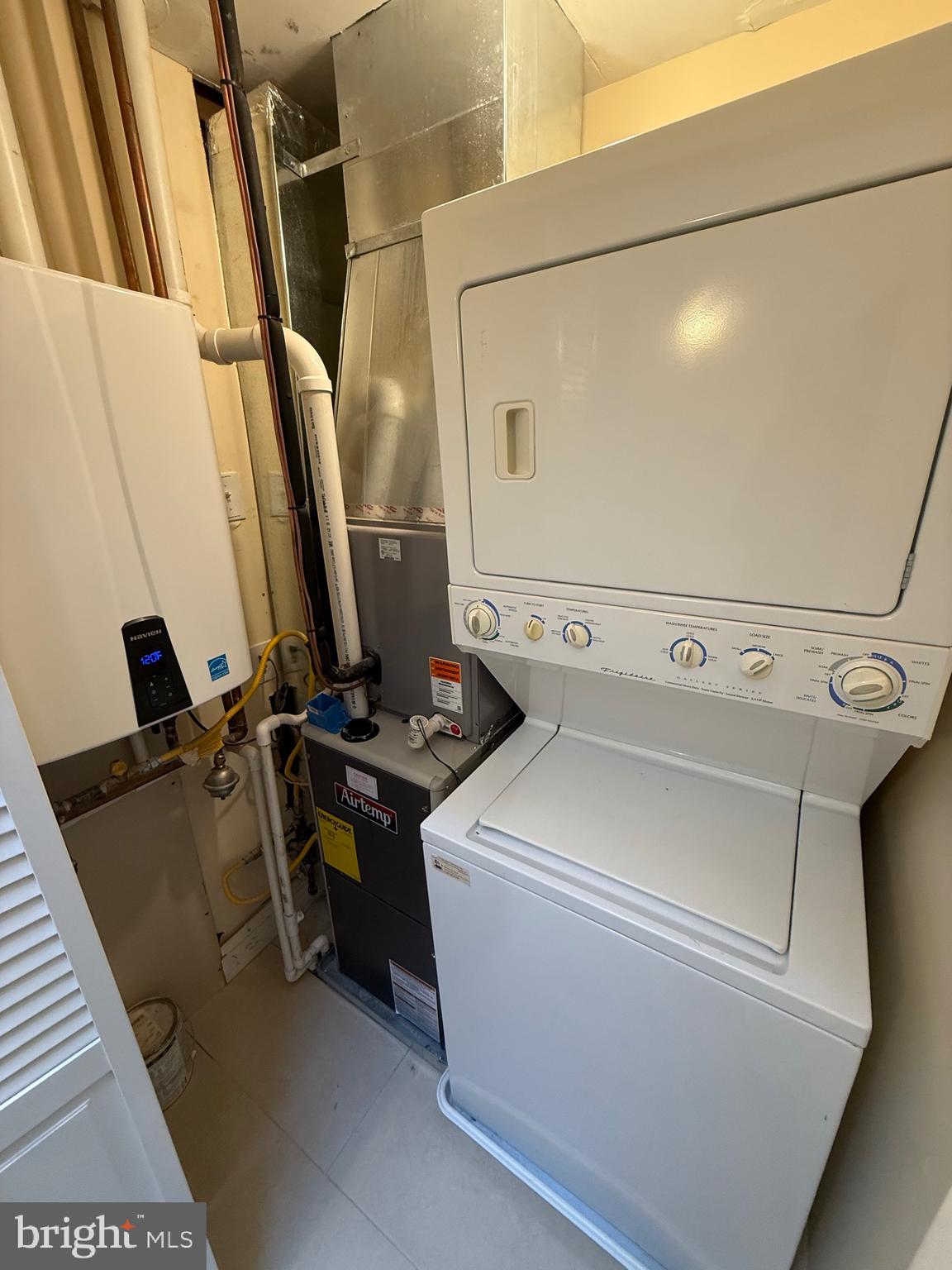 532 8th Street Southeast, Unit 3 Washington, DC 20003 - Photo 8 of 16