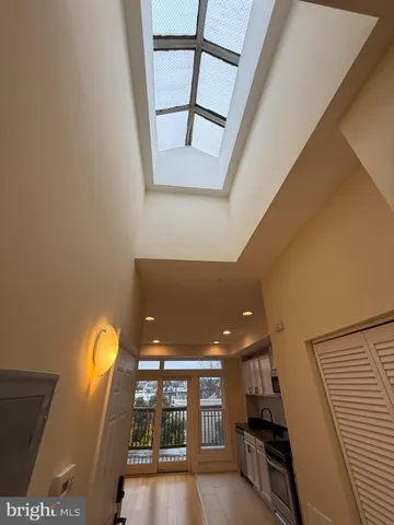 $2,500 | 532 8th Street Southeast, Unit 3, Washington, DC 20003