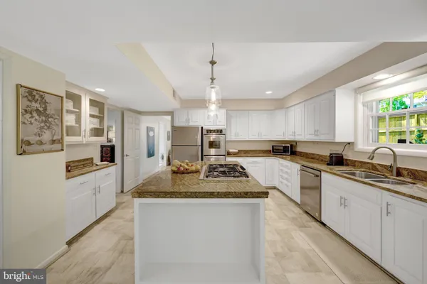$1,998,000 | 6116 Franklin Park Road, McLean, VA 22101