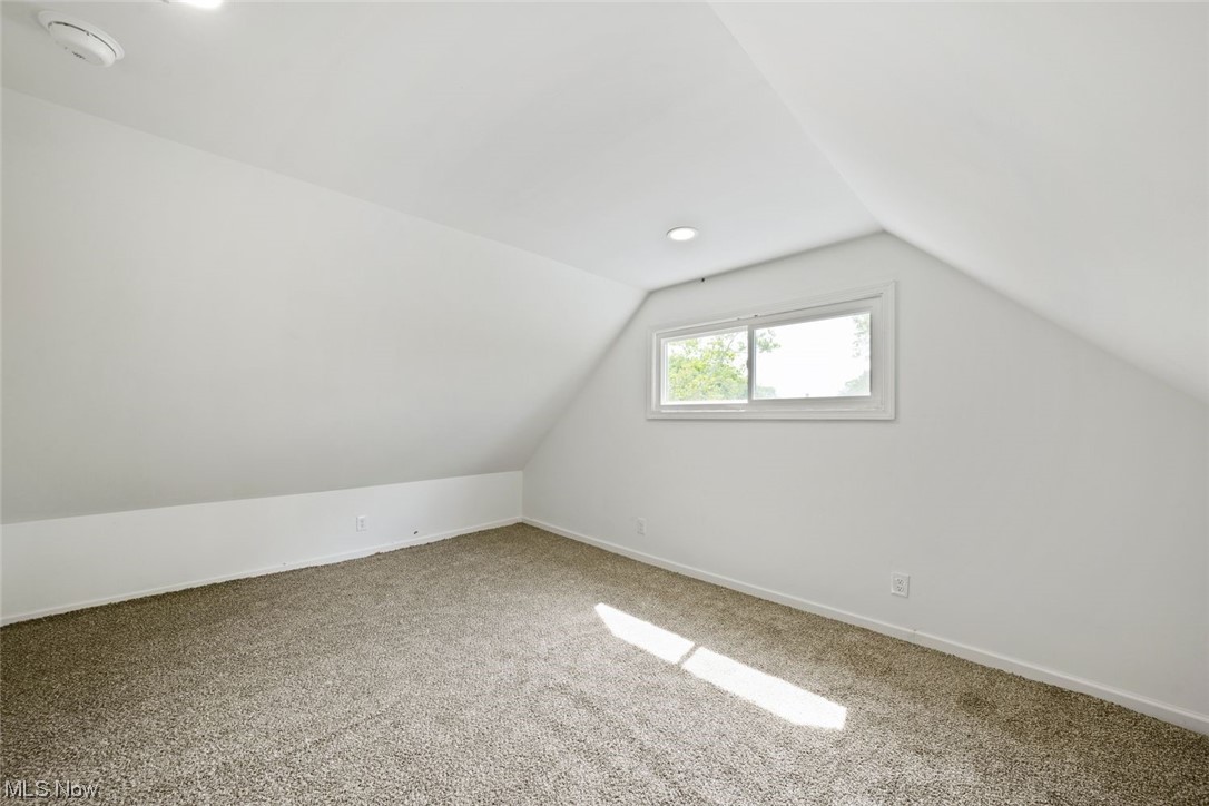 4652 Blythin Road Cleveland, OH 44125 - Photo 9 of 26