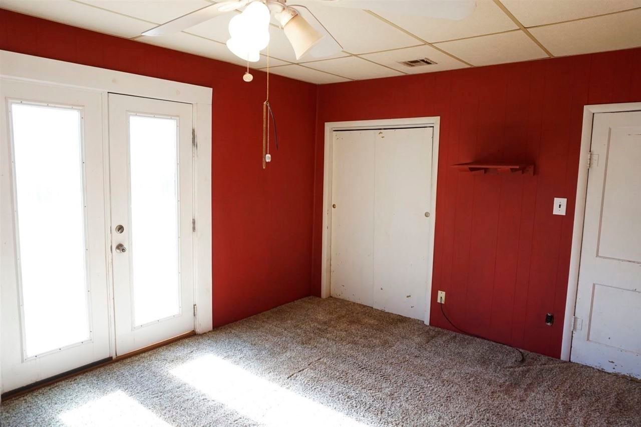 9300 Frontier Perry, OK 73077 - Photo 15 of 31 Gallery Image 15