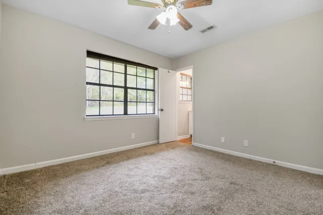 $1,450 | 554 Roselawn Drive, Clarksville, TN 37042