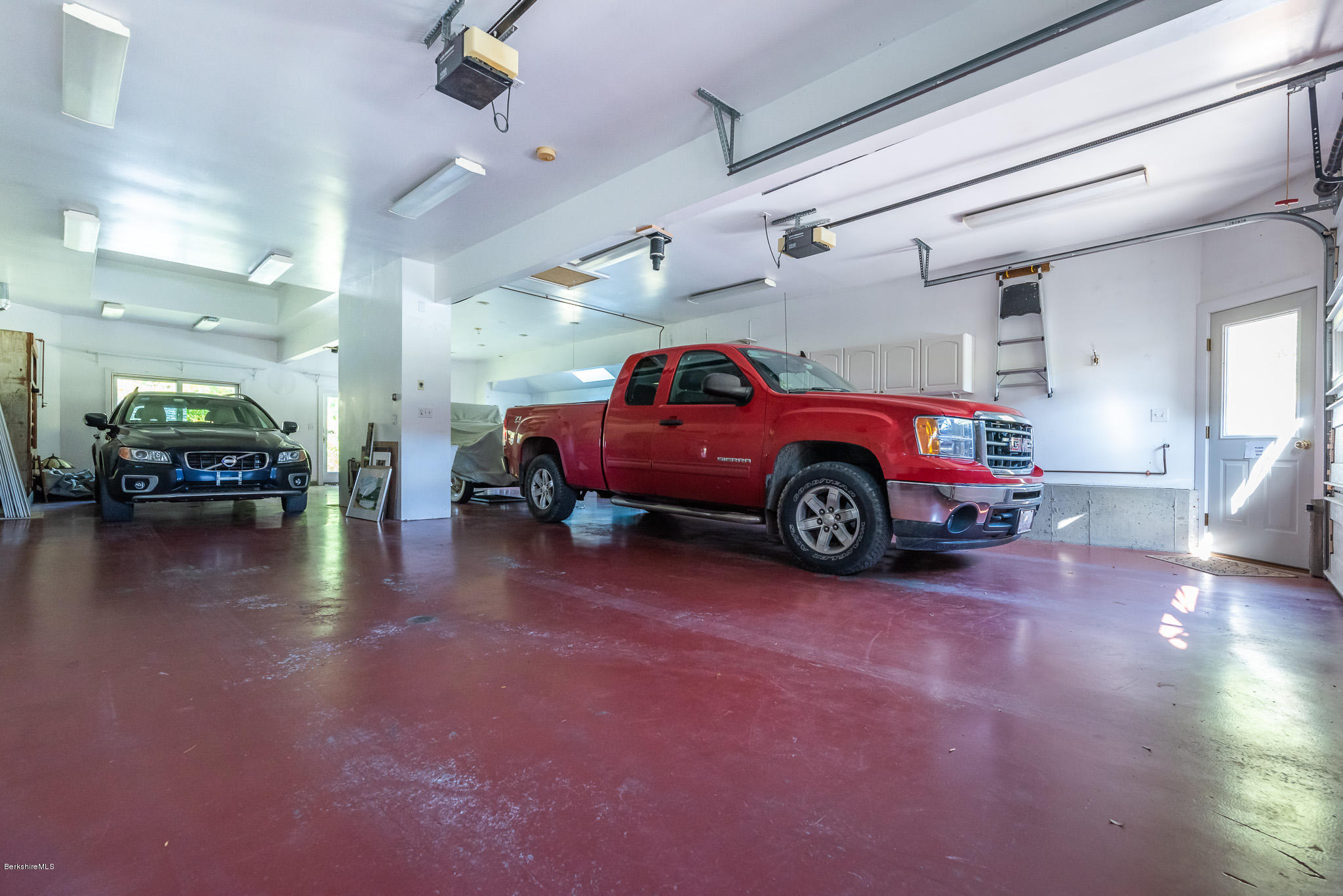 10 Haley Road Great Barrington, MA 01230 - Photo 35 of 42 OVERSIZED HEATED GARAGE