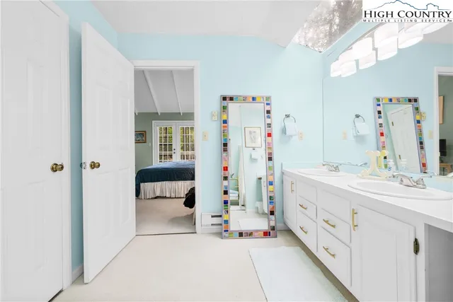 $489,000 | 137 Staghorn Hollow, Beech Mountain, NC 28604