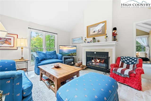 $489,000 | 137 Staghorn Hollow, Beech Mountain, NC 28604