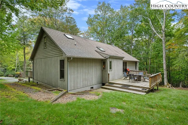 $489,000 | 137 Staghorn Hollow, Beech Mountain, NC 28604