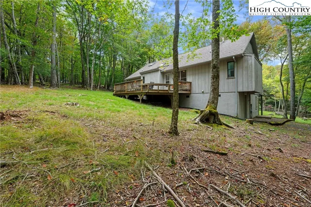 $489,000 | 137 Staghorn Hollow, Beech Mountain, NC 28604