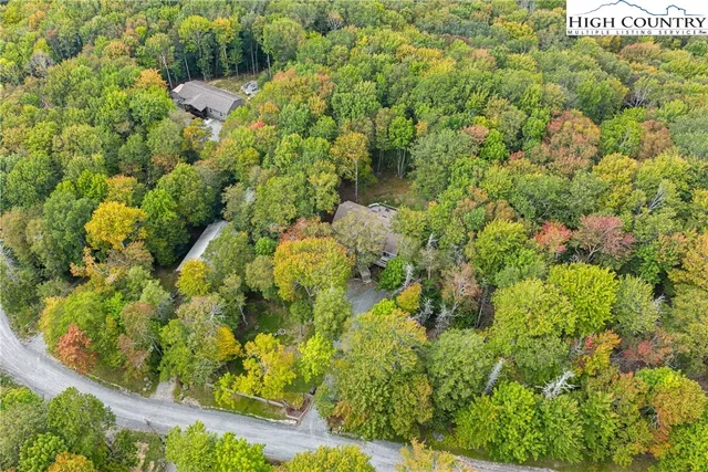 $489,000 | 137 Staghorn Hollow, Beech Mountain, NC 28604