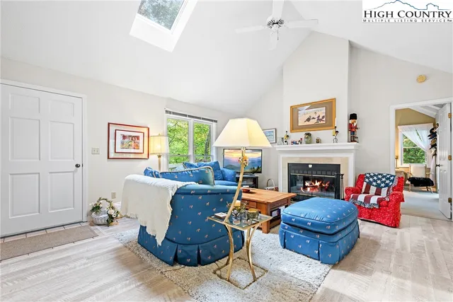 $489,000 | 137 Staghorn Hollow, Beech Mountain, NC 28604