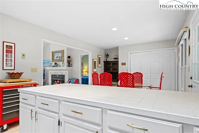 $489,000 | 137 Staghorn Hollow, Beech Mountain, NC 28604