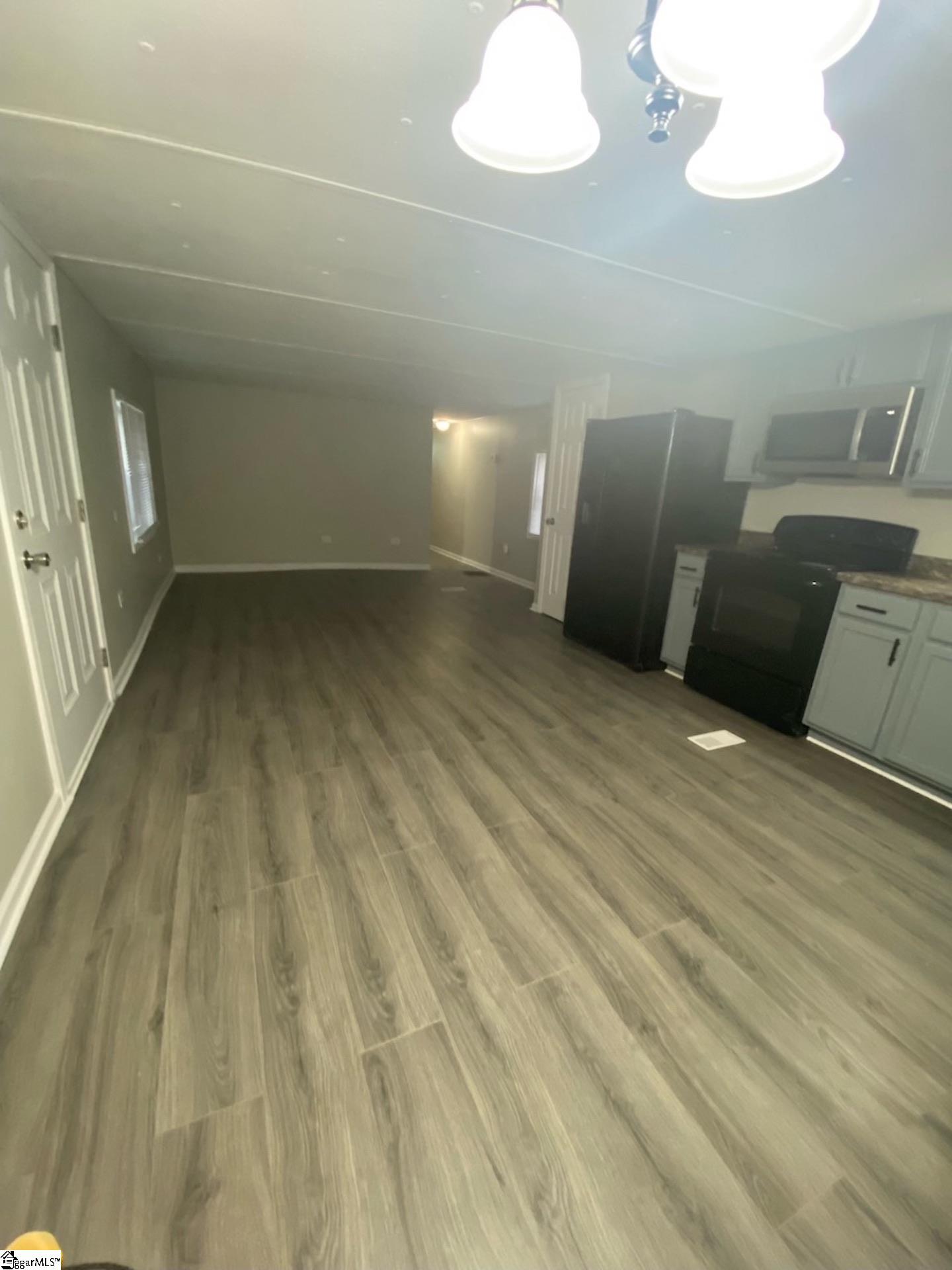 106 Jackson Street Gaffney, SC 29340 - Photo 2 of 8 Dining Room/ Kitchen