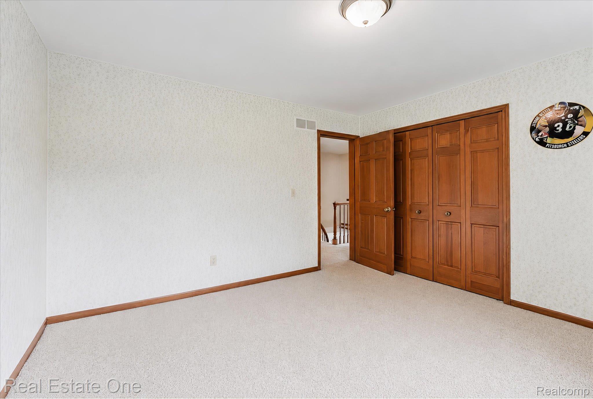 3393 Charlwood Drive Rochester, MI 48306 - Photo 38 of 60 38-042.jpg
