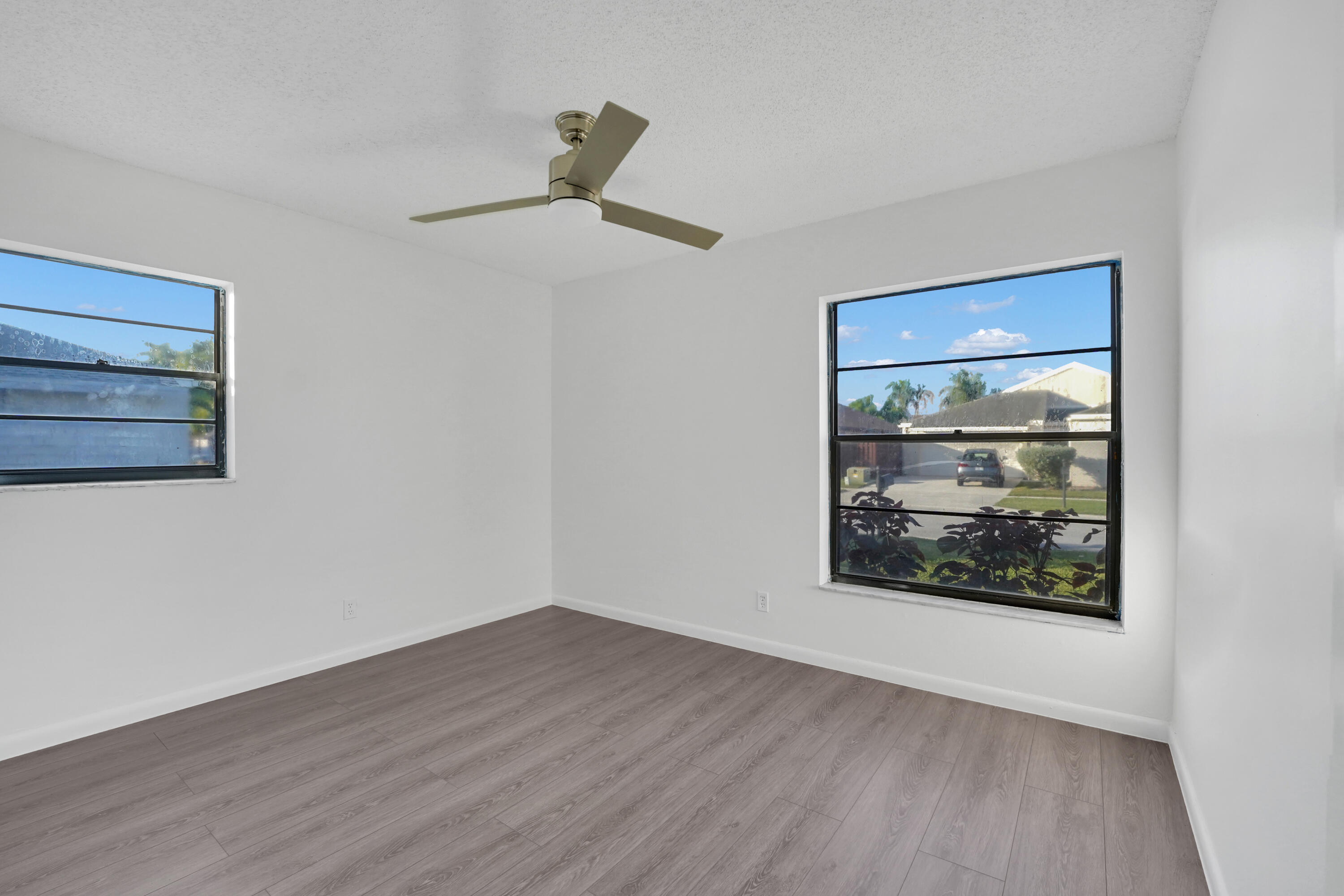 11508 Clear Creek Place Boca Raton, FL 33428 - Photo 21 of 26 DSC09408