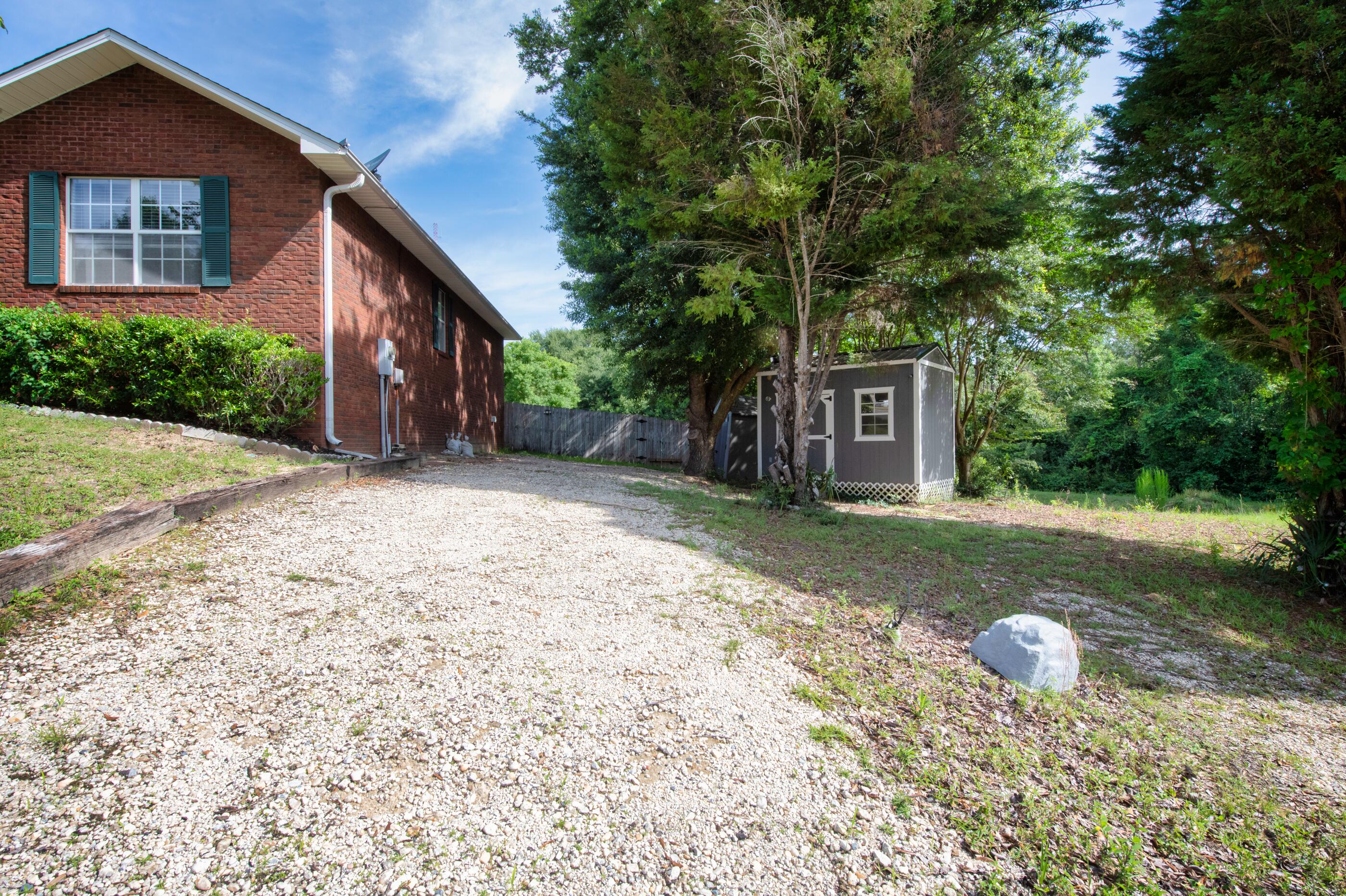 114 Conquest Avenue Crestview, FL 32536 - Photo 5 of 43 Conquest-40