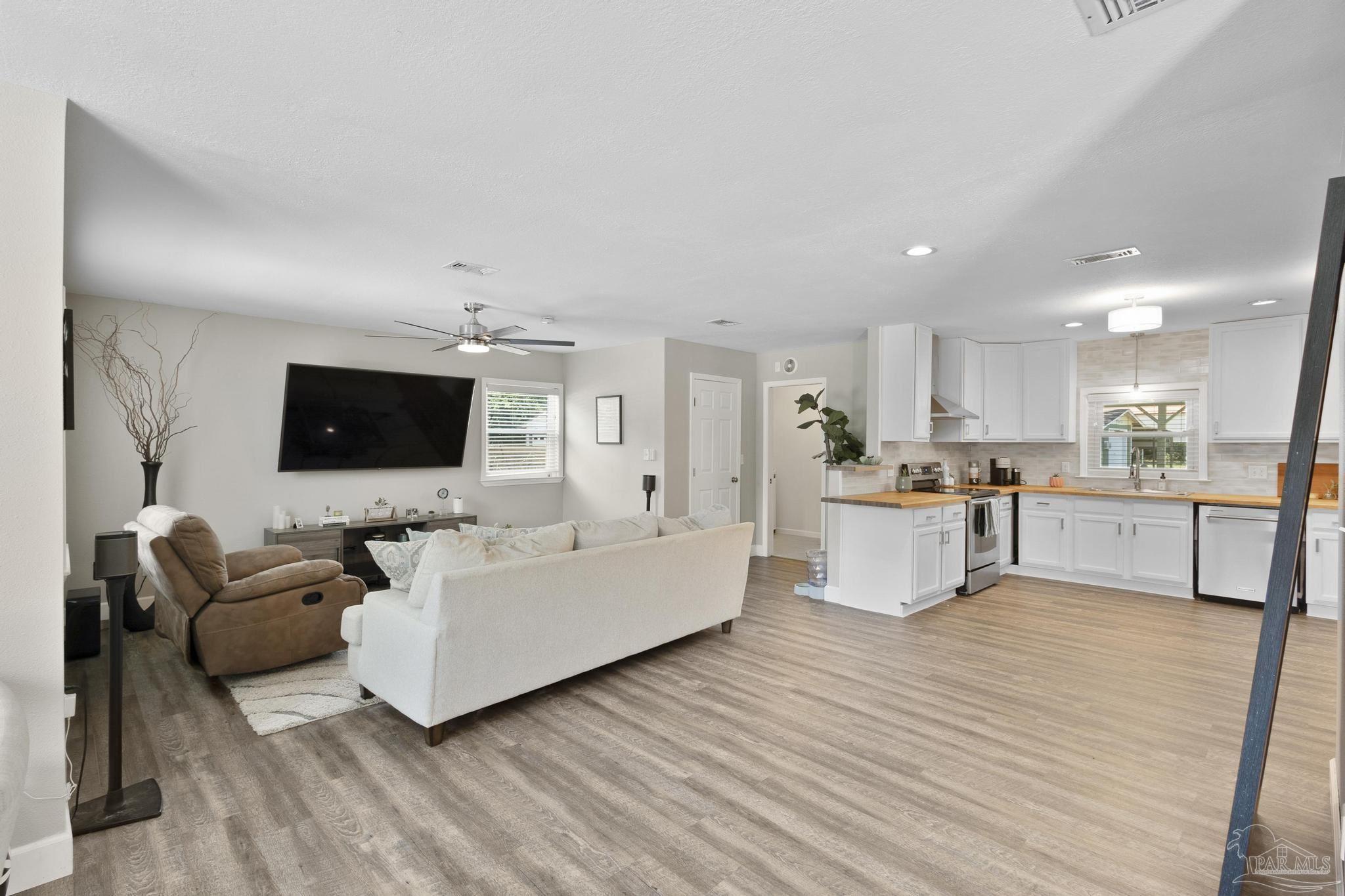 4280 Carl Booker Road Milton, FL 32583 - Photo 4 of 49