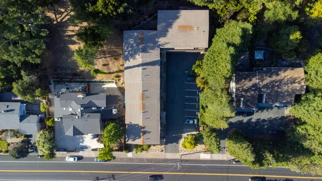 $6,300,000 | 327 Rheem Boulevard, Moraga, CA 94556