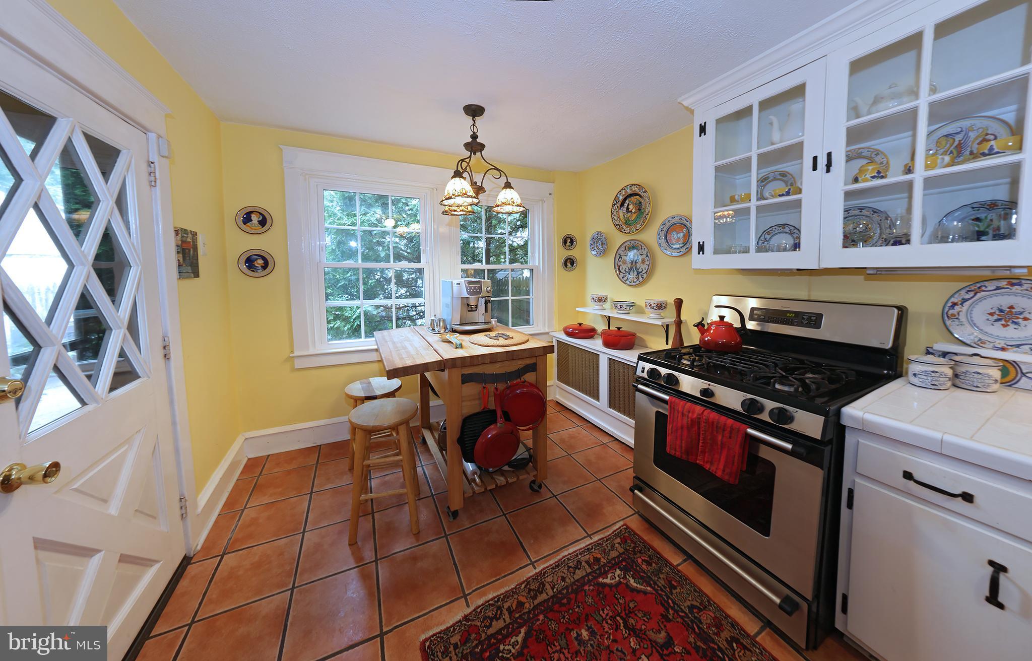 22 Eldon Road Lansdowne, PA 19050 - Photo 15 of 30 Eat In Kitchen