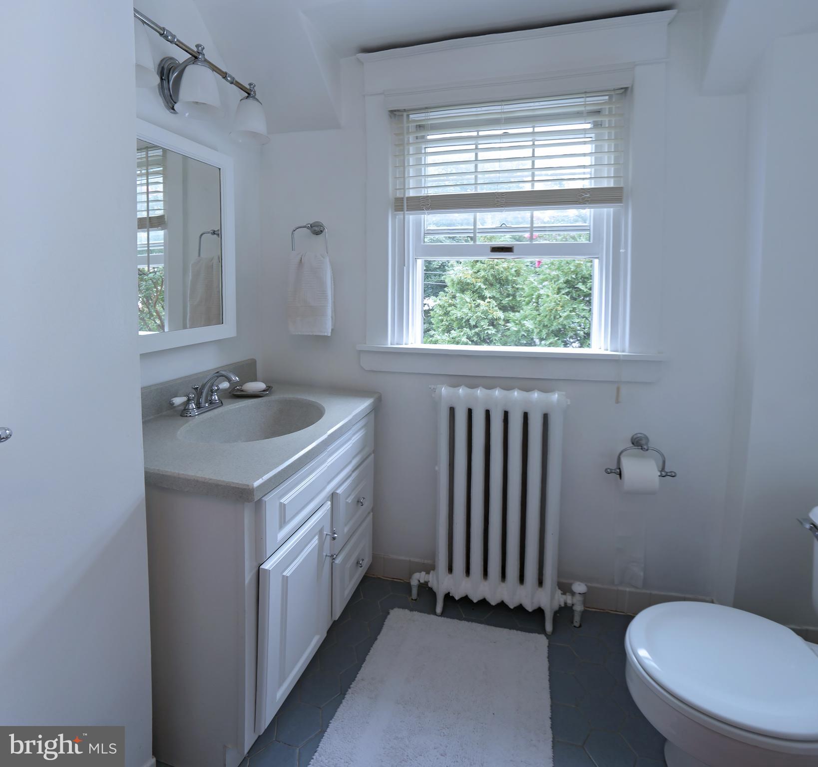 22 Eldon Road Lansdowne, PA 19050 - Photo 24 of 30 Full Bathroom on 2nd Floor