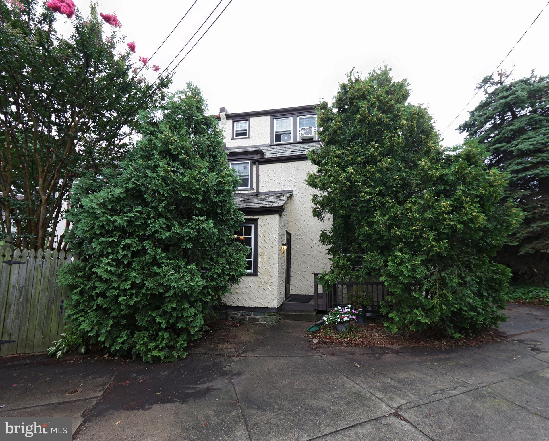 22 Eldon Road Lansdowne, PA 19050 - Photo 4 of 30