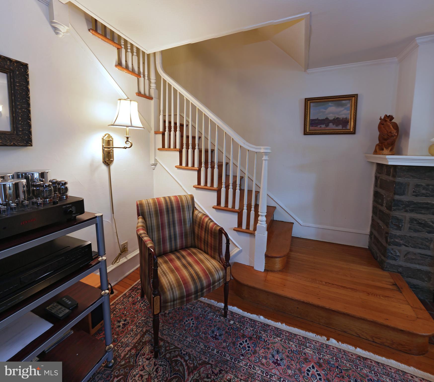 22 Eldon Road Lansdowne, PA 19050 - Photo 10 of 30 Stairway