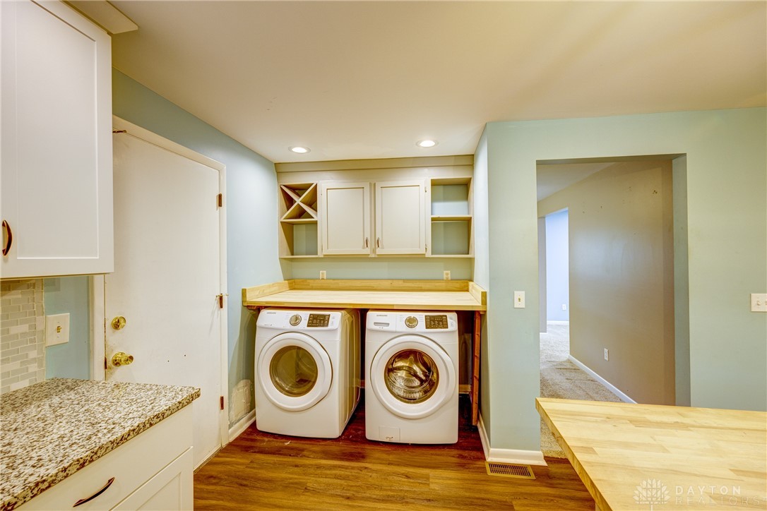 6051 Waterloo Road Dayton, OH 45459 - Photo 11 of 29 Gallery Image 11