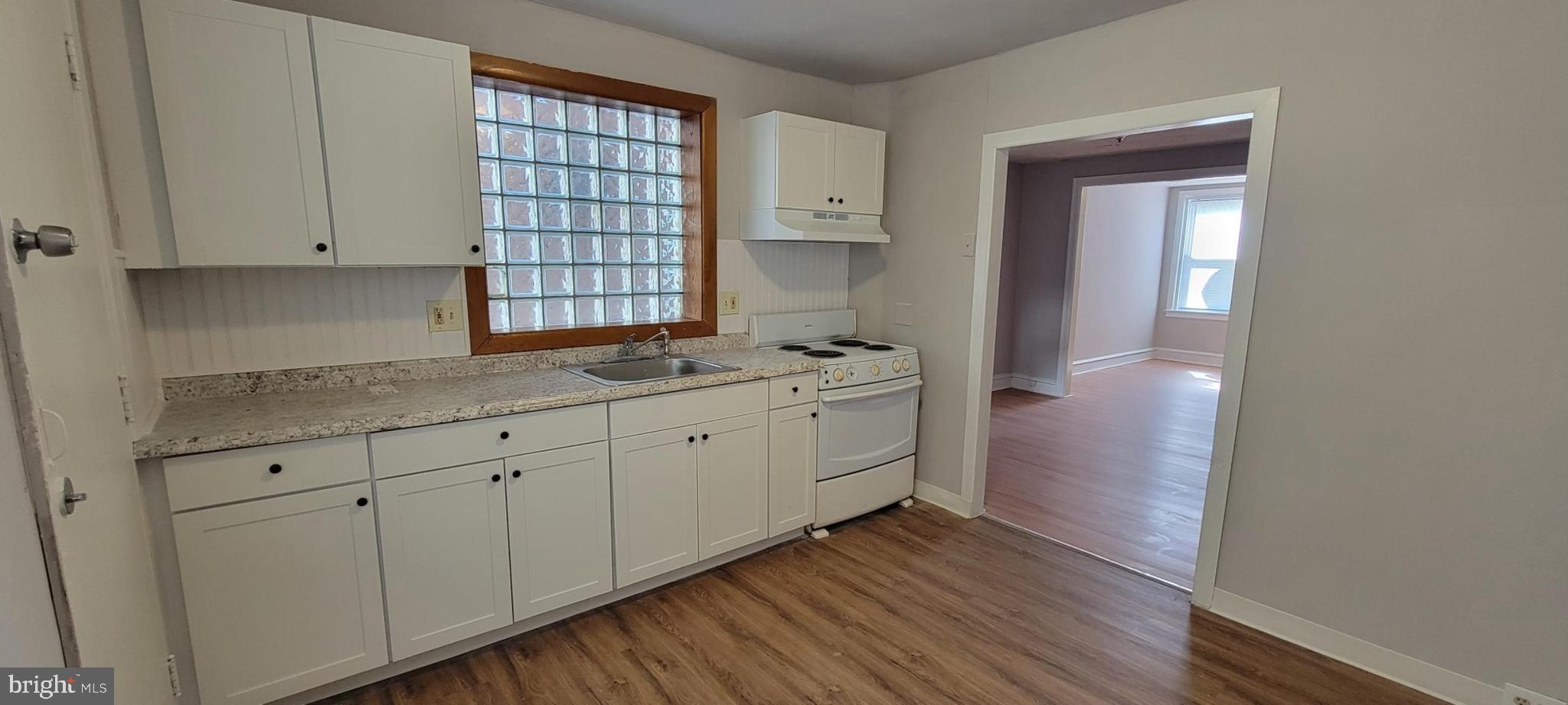 225 Sparks Street Philadelphia, PA 19120 - Photo 4 of 26