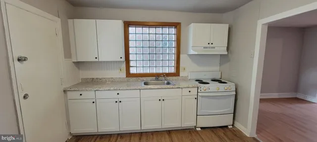 $1,600 | 225 Sparks Street, Philadelphia, PA 19120