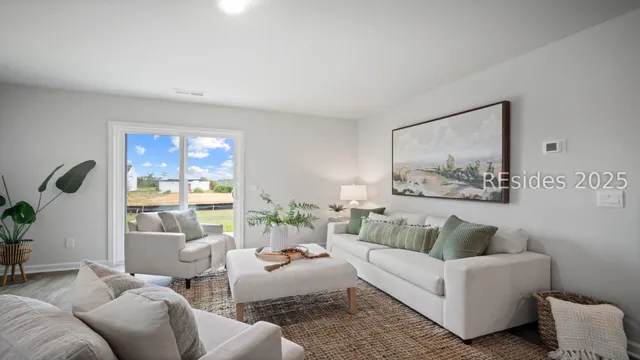 $373,490 | 33 Bottom Board Court, Ridgeland, SC 29936