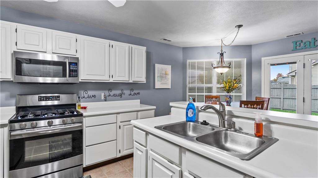 174 Independence Road Greenfield, IN 46140 - Photo 4 of 20