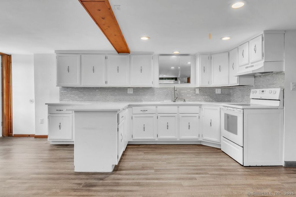 182 Magnolia Hill Road Bethlehem, CT 06751 - Photo 23 of 40