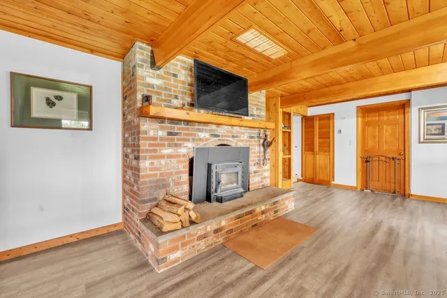 $899,000 | 182 Magnolia Hill Road, Bethlehem, CT 06751