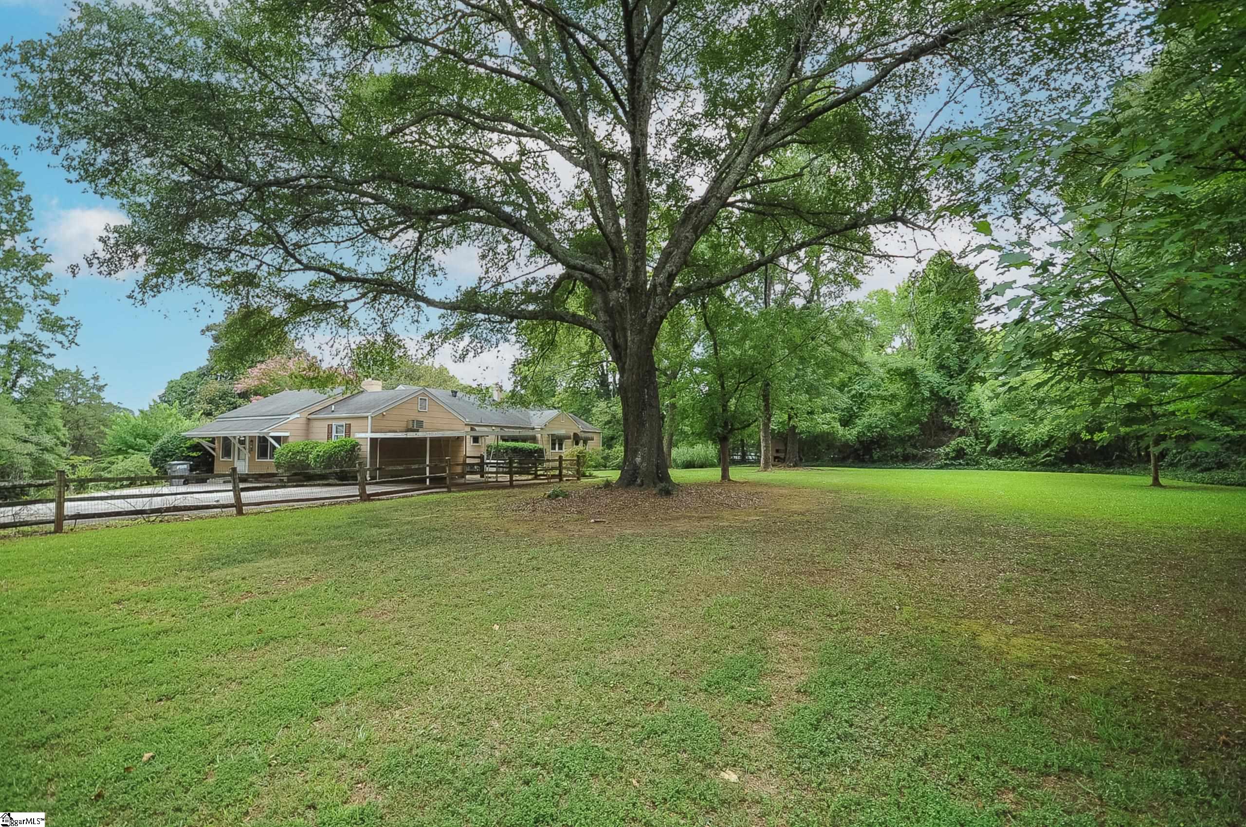 26 State Rd S-23-608 Greenville, SC 29609 - Photo 29 of 35 Gallery Image 29