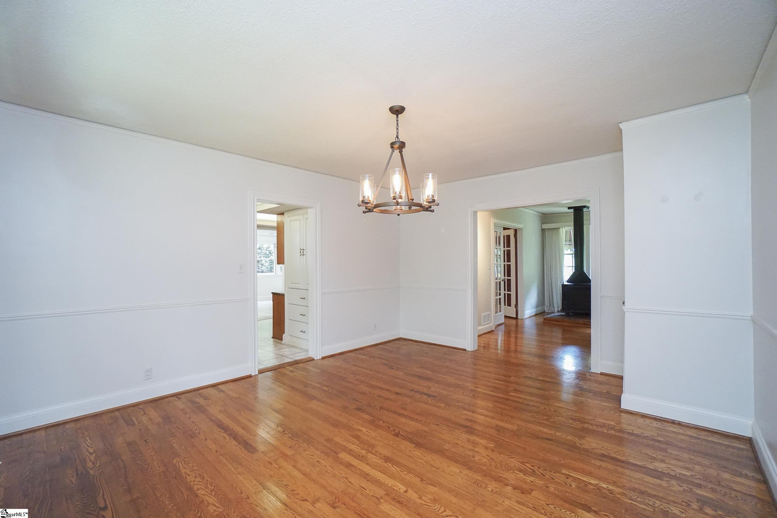 26 State Rd S-23-608 Greenville, SC 29609 - Photo 9 of 35 Gallery Image 9