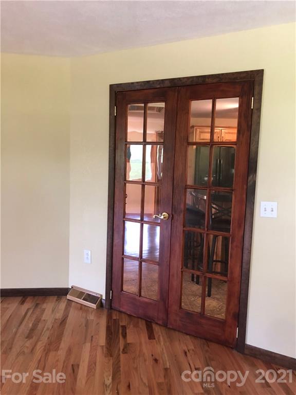 111 Dula Road Spruce Pine, NC 28777 - Photo 12 of 25 Gallery Image 12