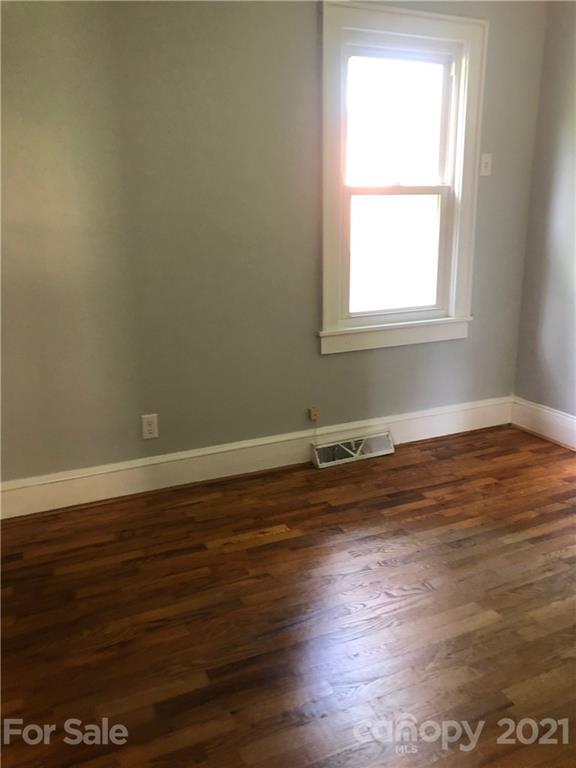 111 Dula Road Spruce Pine, NC 28777 - Photo 20 of 25 Gallery Image 20