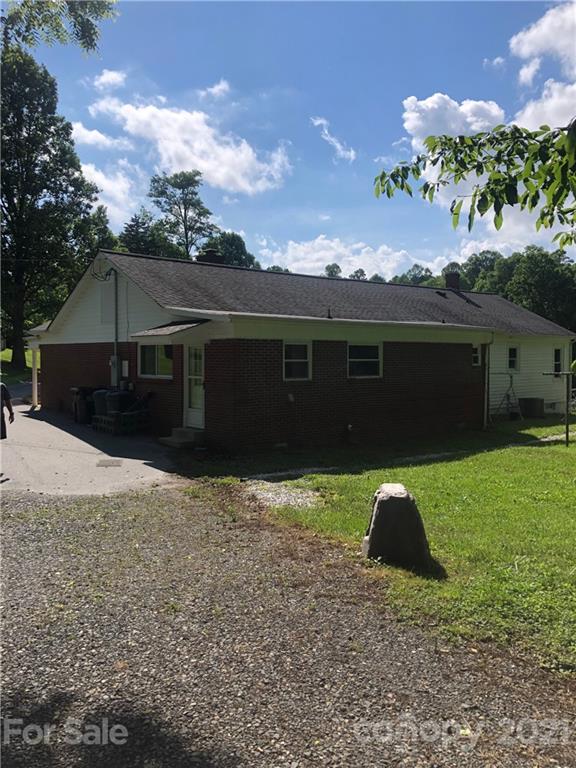 111 Dula Road Spruce Pine, NC 28777 - Photo 24 of 25 Gallery Image 24