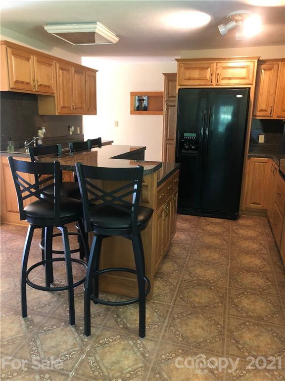 111 Dula Road Spruce Pine, NC 28777 - Photo 8 of 25 Gallery Image 8