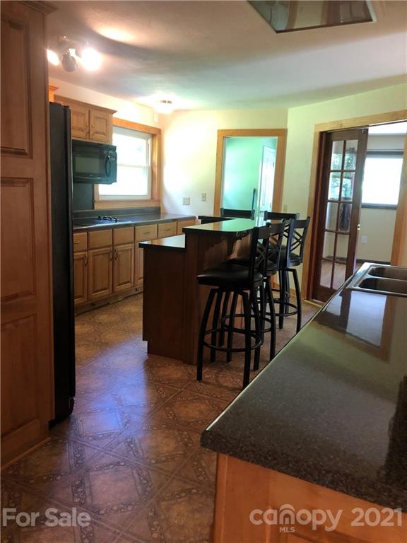 111 Dula Road Spruce Pine, NC 28777 - Photo 9 of 25 Gallery Image 9