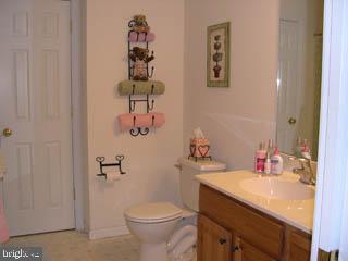 422 Rabbit Hill Lane Lancaster, PA 17603 - Photo 11 of 16 Gallery Image 11